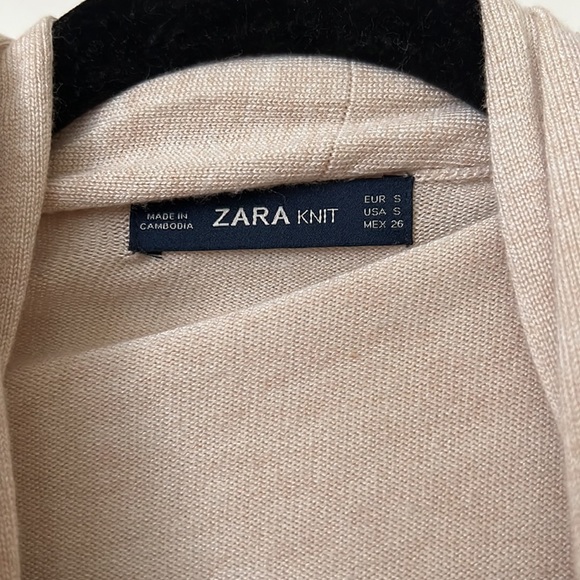 Zara kit sweater - size small - like new - Picture 2 of 4